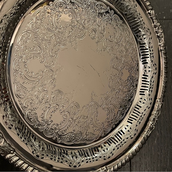 Haddon Hall Official Reproduction Sheffield Silver Plate 10 inch-Serving Tray - Picture 2 of 6